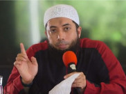 Ustaz Khalid Basalamah Sebut Sepak Bola Jadi Haram Jika....