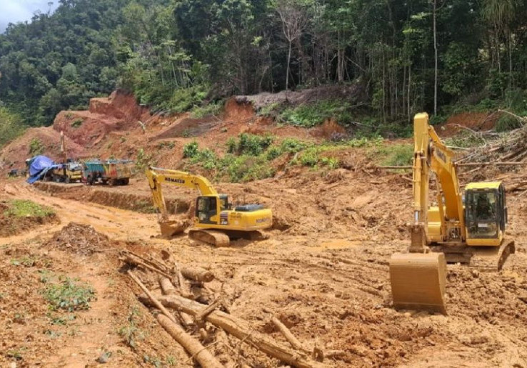Trans Papua Jayapura-Wamena Longsor di 25 Titik, Ratusan Kendaraan Terjebak