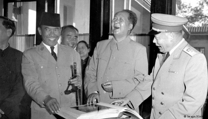 Sukarno bersama pemimpin China