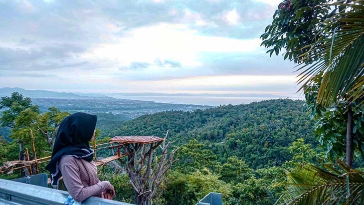 Bukit Bintang. (Foto: instagram.com/issolshopcantik)