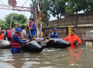Banjir Paling Parah Landa 1 RT di Cakung, Tinggi Air Sampai 1,2 M