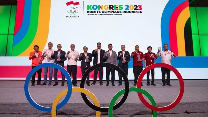 Juara Umum di SEA Games ke-32, PB ESI Terima Penghargaan dari NOC Indonesia