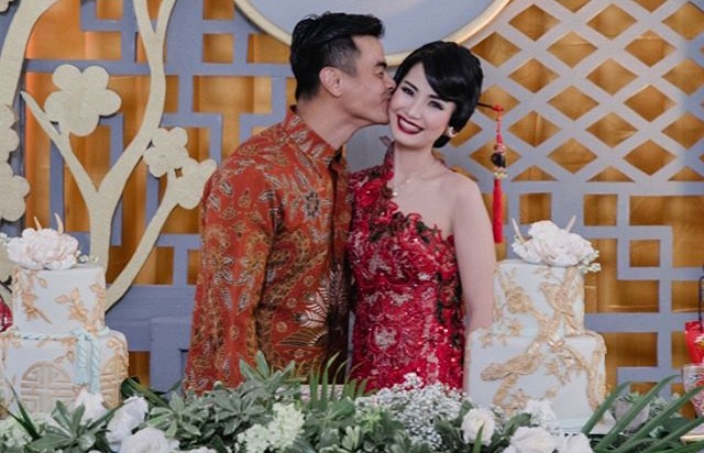 Akhirnya, Dion Wiyoko dan Fiona Anthony Resmi Bertunangan