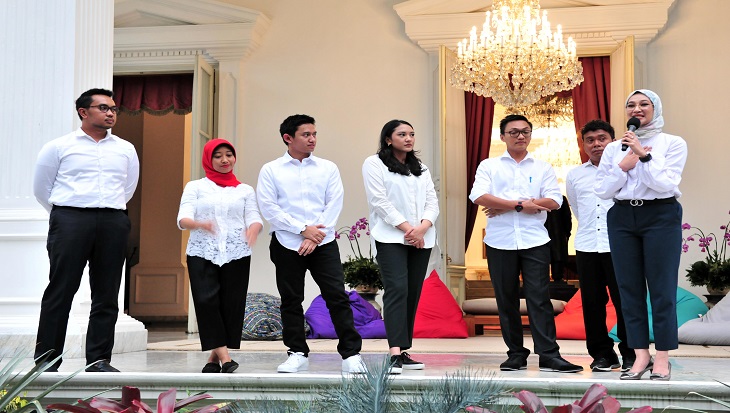 Stafsus Jokowi Bengkak, Munculkan Citra Bagi-Bagi Jabatan