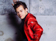 Penuh Gaya, Harry Styles Bintangi Kampanye Gucci