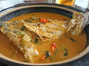 Kamu Penyuka Gulai Kepala Ikan? Nih, Pondok yang Wajib Didatangi di Padang Pariaman