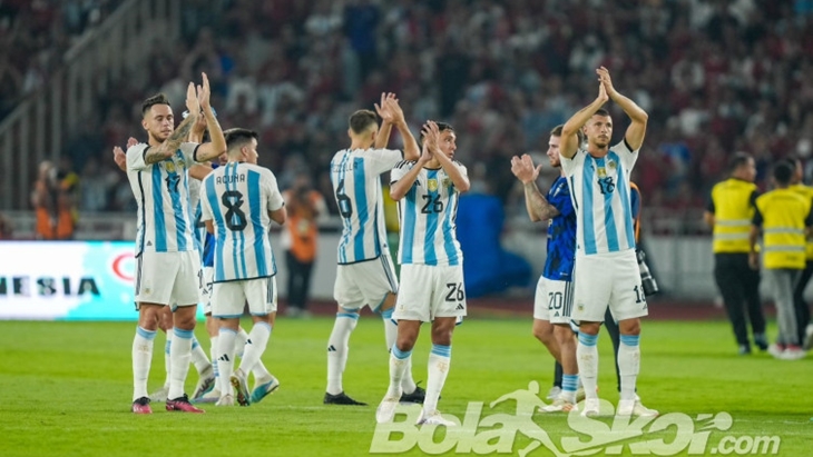 Pelatih Timnas Argentina Puas atas Kemenangan Lawan Australia dan Indonesia