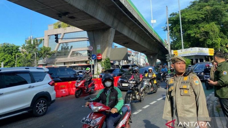Anggota DPRD Dukung Pembongkaran Trotoar untuk Urai Kemacetan Simpang Santa
