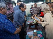  Asosiasi Televisi Swasta Indonesia Temui Istri Sutopo di Boyolali Berikan Penghargaan 