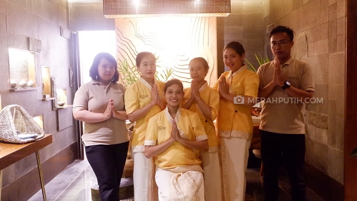 Memanjakan Tubuh dengan Racikan Rempah-Rempah di Kayu Spa JSI Resort