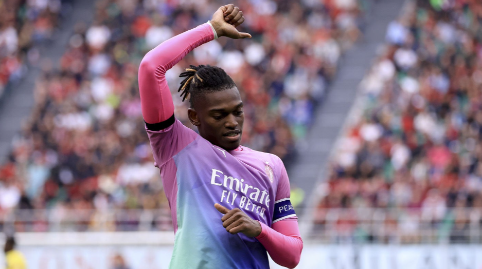 AC Milan Murka Lihat Rafael Leao Memble di Piala Dunia 2026, Boikot Klub Lewat Hapus Bio Instagram