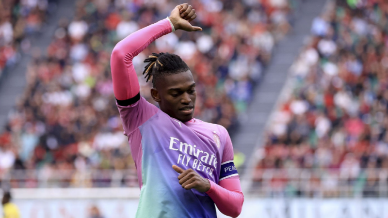 AC Milan cuma lepas Rafael Leao secara permanen