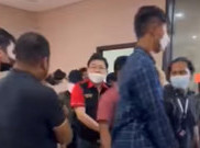Jaksa Eksekusi Alvin Lim di Gedung Bareskrim Dibawa ke Rutan Salemba