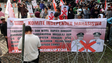 Aksi Unjuk Rasa KIM-Indonesia Desak KPK Usut Dugaan Korupsi Bupati Banggai