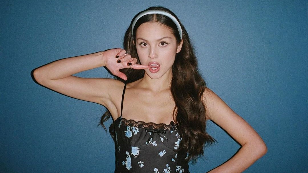 Olivia Rodrigo Bedah Lirik Lagu 'Lacy' dan 'All-American Bitch' 