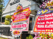 OTT KPK Bupati Klaten, Rumah Dinas Hamenang Dipenuhi Karangan Bunga