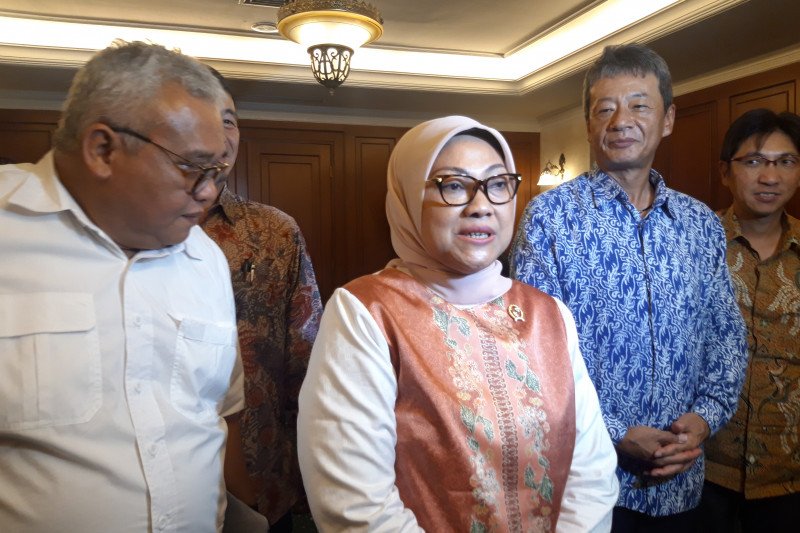Pengusaha Wajib Bayar THR 7 Hari Sebelum Lebaran, Menaker: Telat Didenda