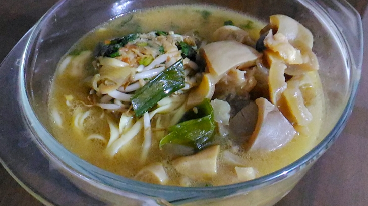 7 Mi Kocok Ngehits di Bandung