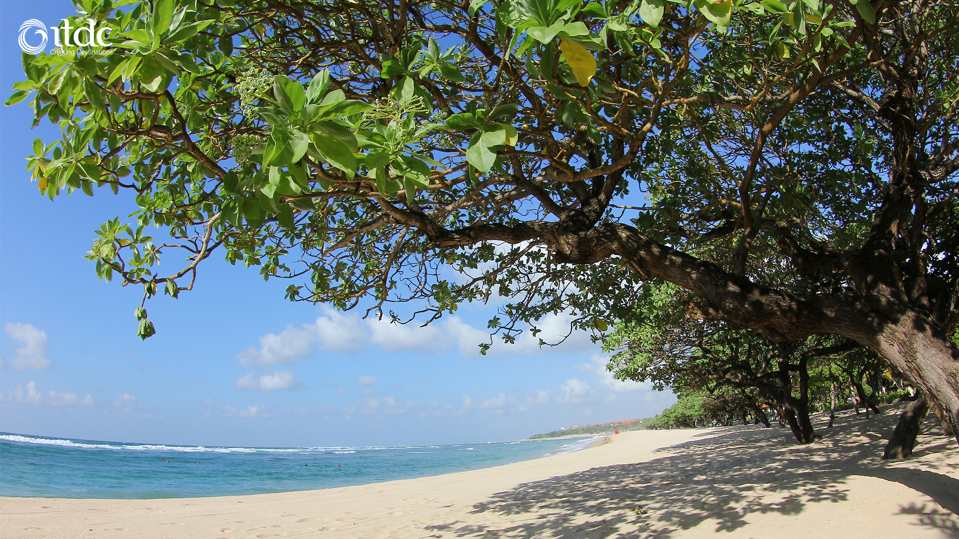 Pantai Nusa Dua Bali. (Foto: Antara)