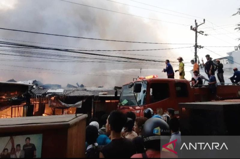 Asrama Polisi di Makassar Kebakaran, 36 Rumah Hangus Dilalap Api