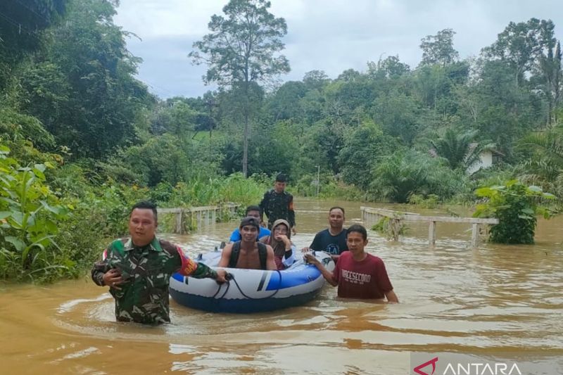 Banjir Landa 11 Kecamatan dari 23 Kecamatan di Kapuas Hulu