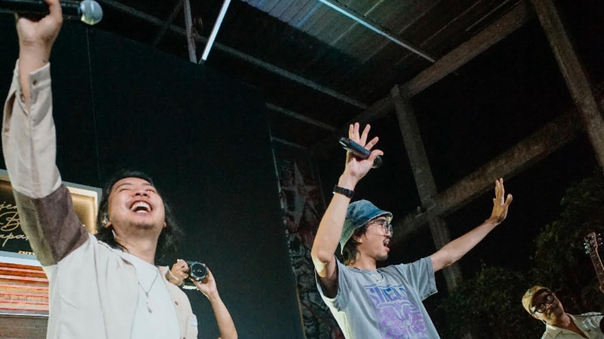 Kolaborasi Spontan GME dan Duta Sheila On 7 di Pertunjukan 'Sejenak Bersama Bapak' Sukses Bikin Haru Penonton