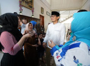  Melayat Pejuang Demokrasi, Sandi Harap Penyelenggaraan Pemilu Diperbaiki