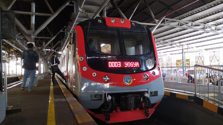 Libur Hari Lahir Pancasila, KAI Tambah Dua Perjalanan KRL Yogya - Solo