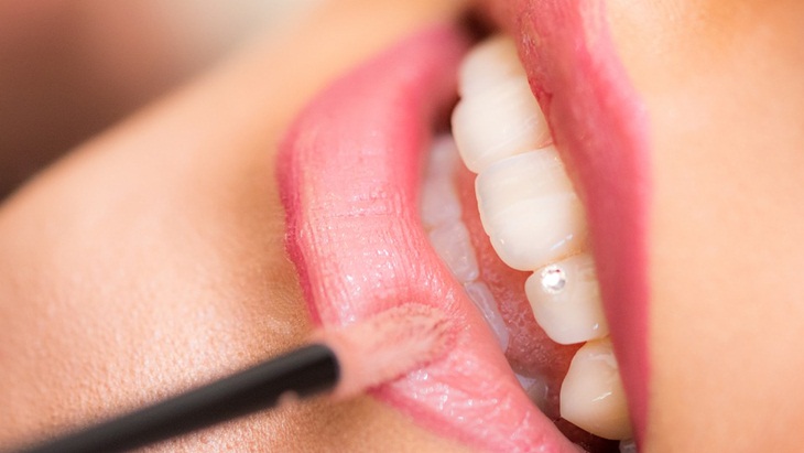 Lipstik. (Foto: Pixabay/CihanU44)