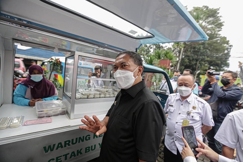 Wali Kota Bandung Oded M. Danial Meninggal Saat Hendak Jadi Khatib Jumat