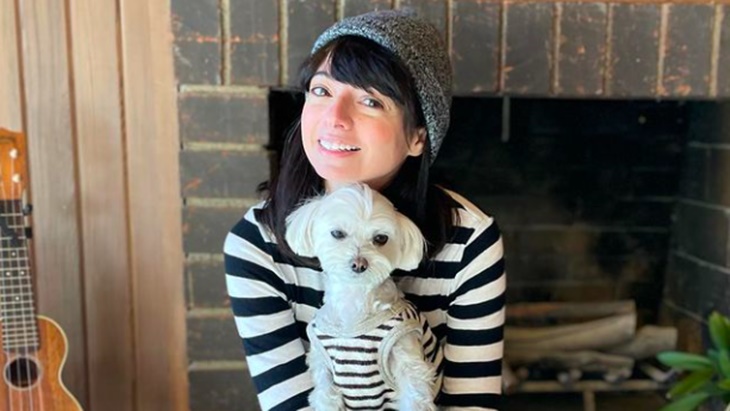Kate Micucci Berbagi Diagnosis Kanker Paru-paru di TikTok