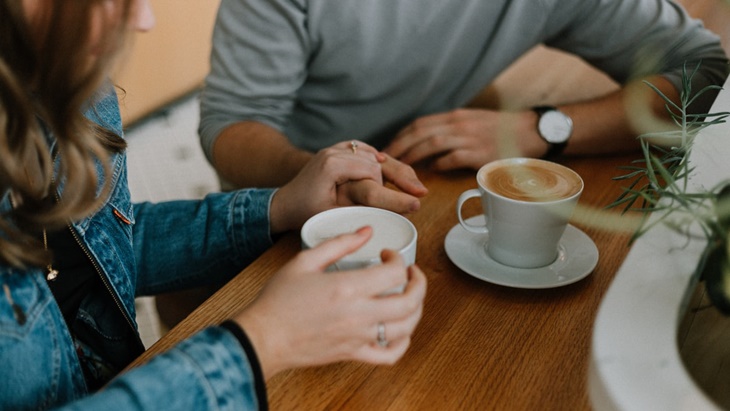 Jangan Khawatir Punya Pasangan Introvert