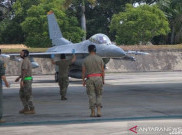 Enam Pesawat Tempur F-16 Milik AS Terbang di Langit Pekanbaru