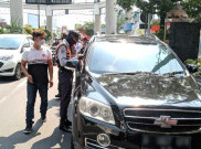 CFN Malam Tahun Baru Ditiadakan, Polisi Sekat 4 Pintu Masuk Solo
