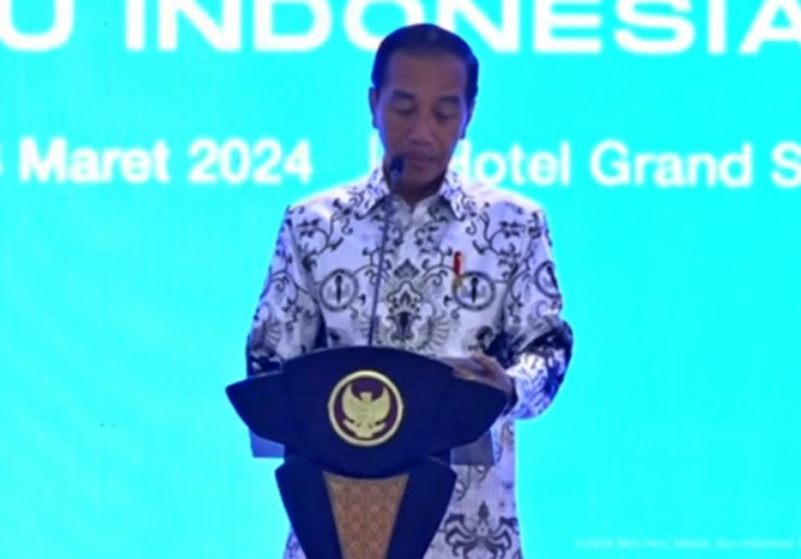 Di Depan Para Guru, Jokowi Soroti Maraknya Kasus Perundungan di Sekolah