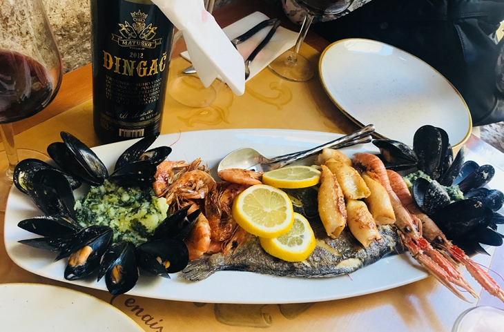 Hidangan seafood Kroasia. (Foto: instagram.com/sonokonagano)
