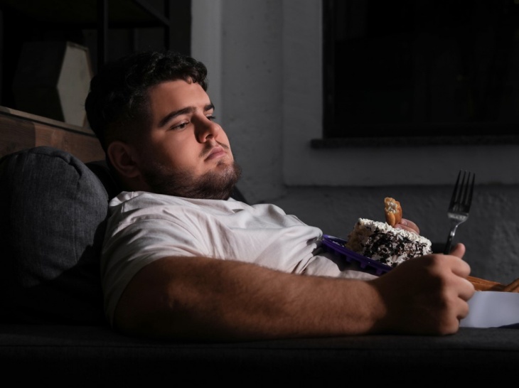 Binge Eating Disorder, Umum Terjadi namun Sedikit yang Mengerti