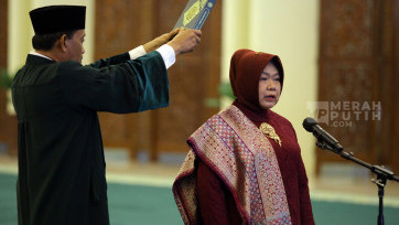 Siti Fauziah Ucap Sumpah Jabatan Sekretaris Jenderal  MPR 