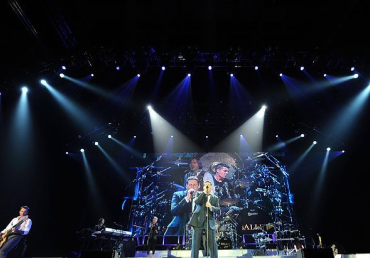 Fokus Solo Karier, Tony Hadley Keluar dari Spandau Ballet