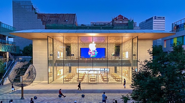 Apple Store di Beijing Manfaatkan Tenaga Surya
