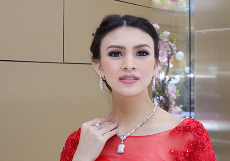 Donita Tak Pernah Lupa Beri ASI ke Anaknya