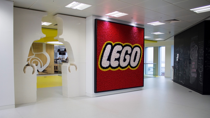 The Lego Group Lampaui Rekor Pencapaian Industri Mainan