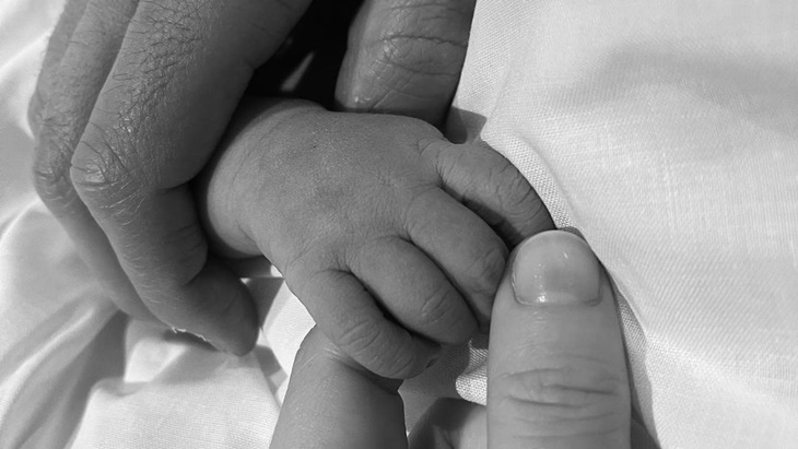 Putri Eugenie Resmi Jadi Ibu