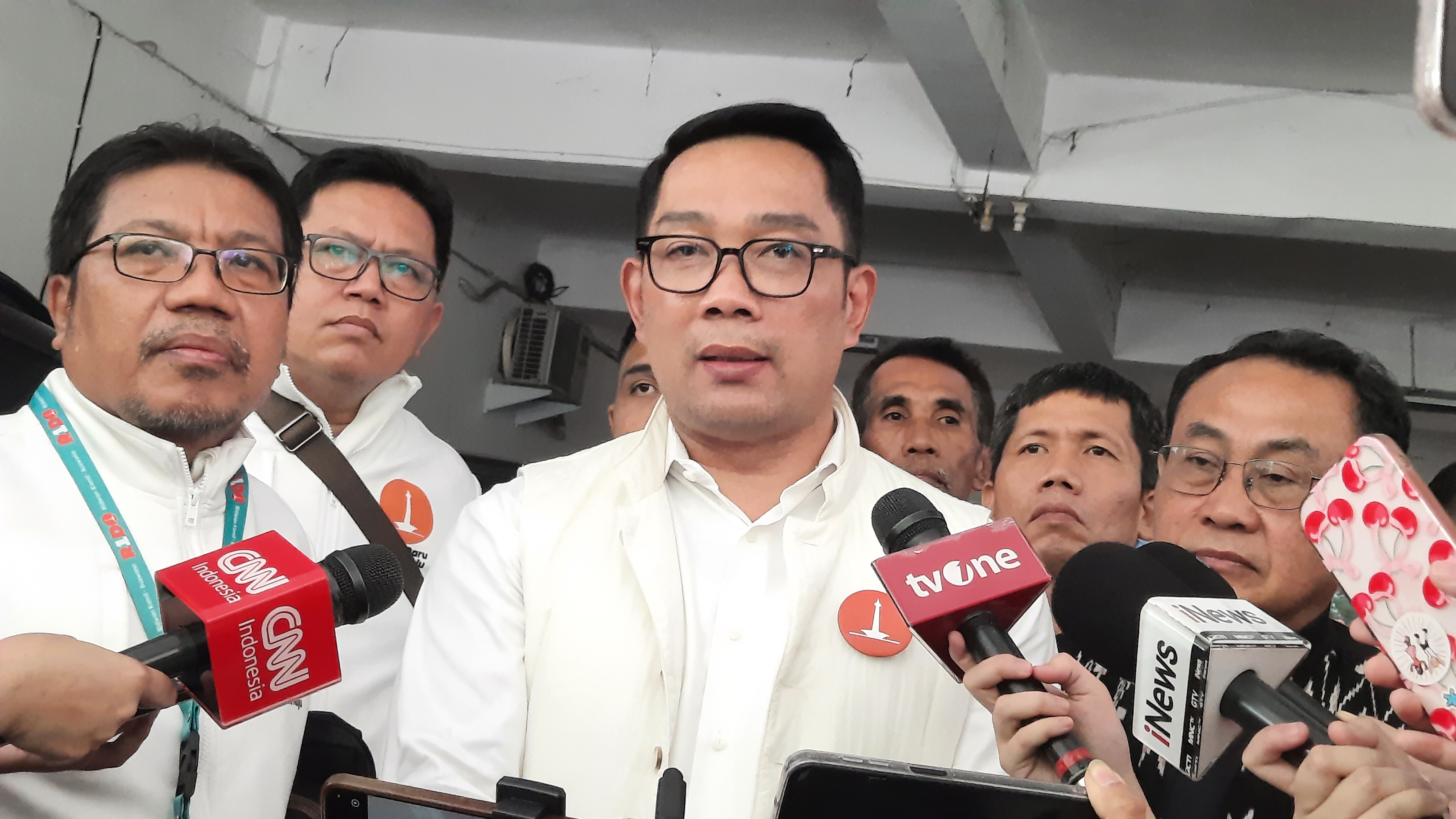 7 Politikus KIM Dukung Pramono-Rano, RK Klaim Didukung Pindahan Kader PDIP