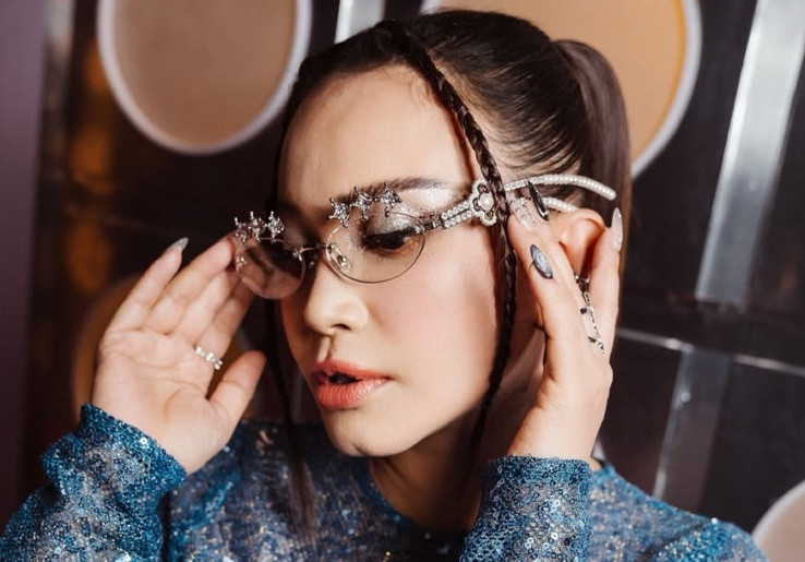 Rossa Hidupkan Kembali 'Sinaran' bersama MK K-Clique lewat EP Terbaru, Simak Lagi Lirik Lagunya