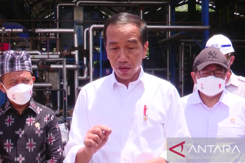 [HOAKS atau FAKTA] Jokowi Marah karena Kenaikan Harga BBM dan Bahan Pokok