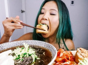 Ketika Swafoto Kalah Dari Mukbang
