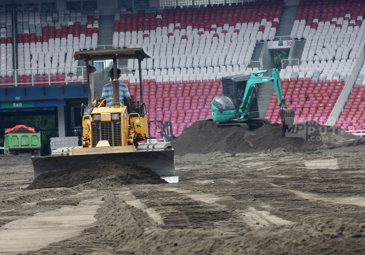 Menilik Revitalisasi Lapangan Stadion Utama Gelora Bung Karno Jakarta