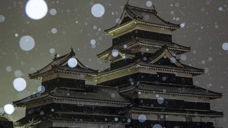 Kastil Matsumoto Jepang Hadirkan Pertunjukkan Cahaya Menakjubkan