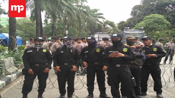   Jangan Salah Ngomong, Ada Laskar Pemburu Penista Agama